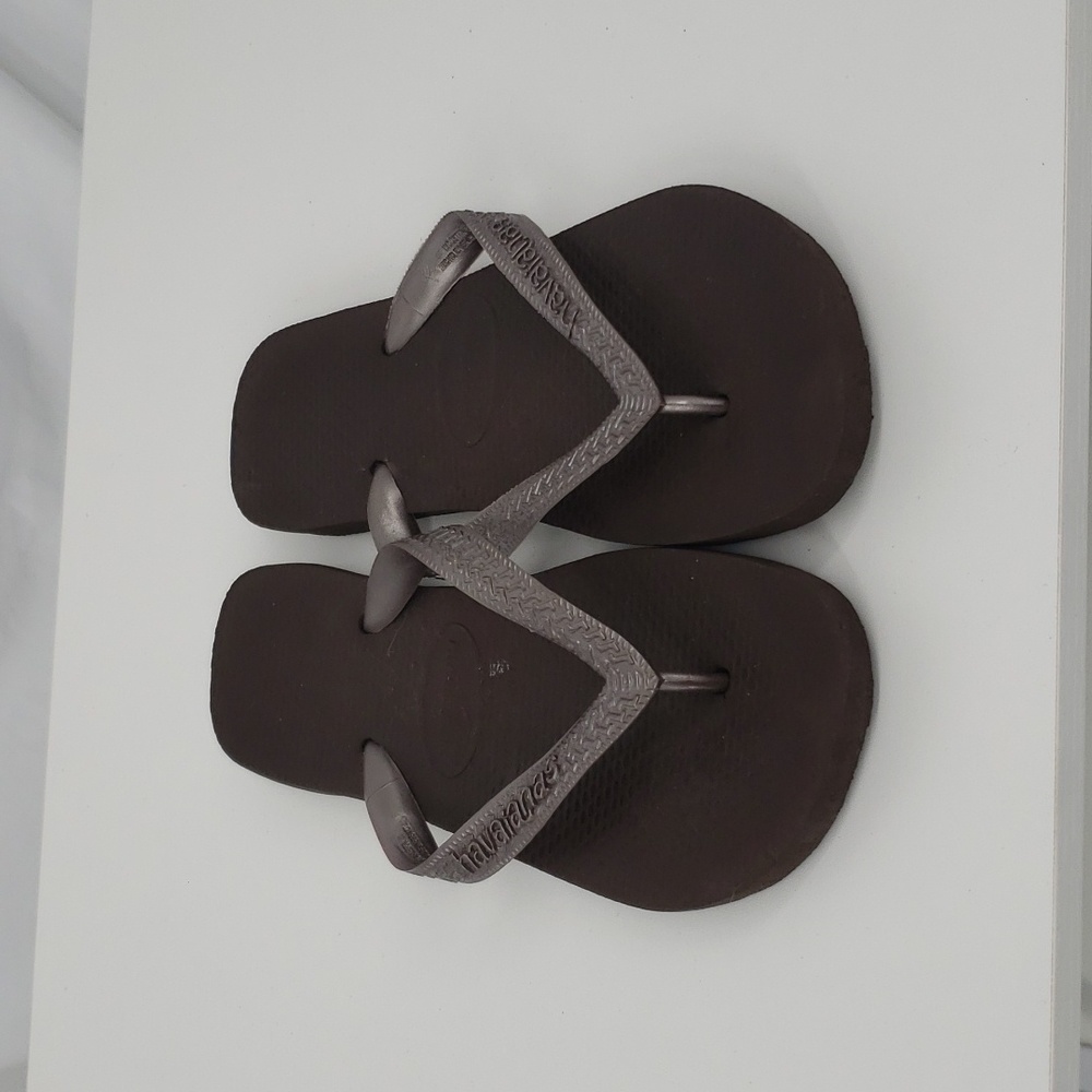 Havaianas Copper Silver Tone Flip Flop Sandal Summer Beach Pool Size 34-36